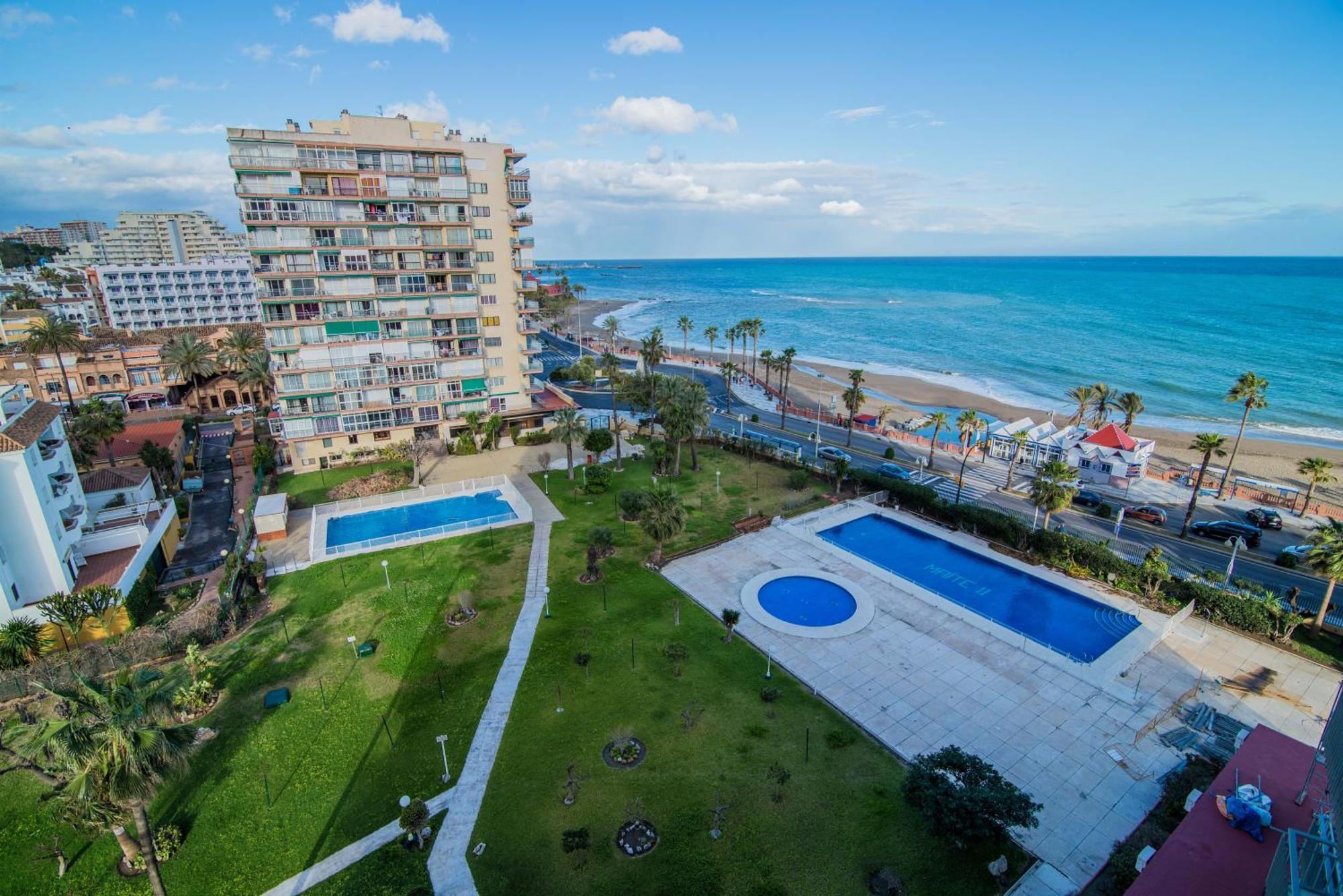 Vb Benalmadena 1 Bedroom Waterfront Apt Exterior photo